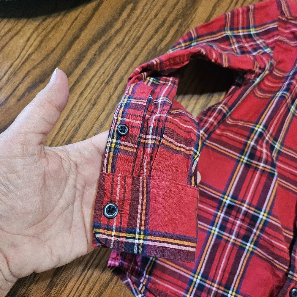 Children's Place Red Plaid Button Down shirt Size S (5/6)